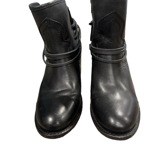 FREEBIRD by Steven Casey Black leather ankle booties boots in size 9. - Picture 2 of 6